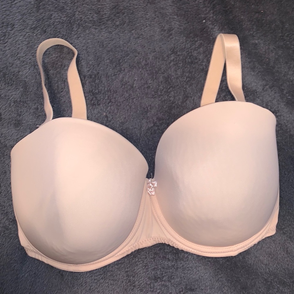 Pour Moi? Strapless and with straps bra